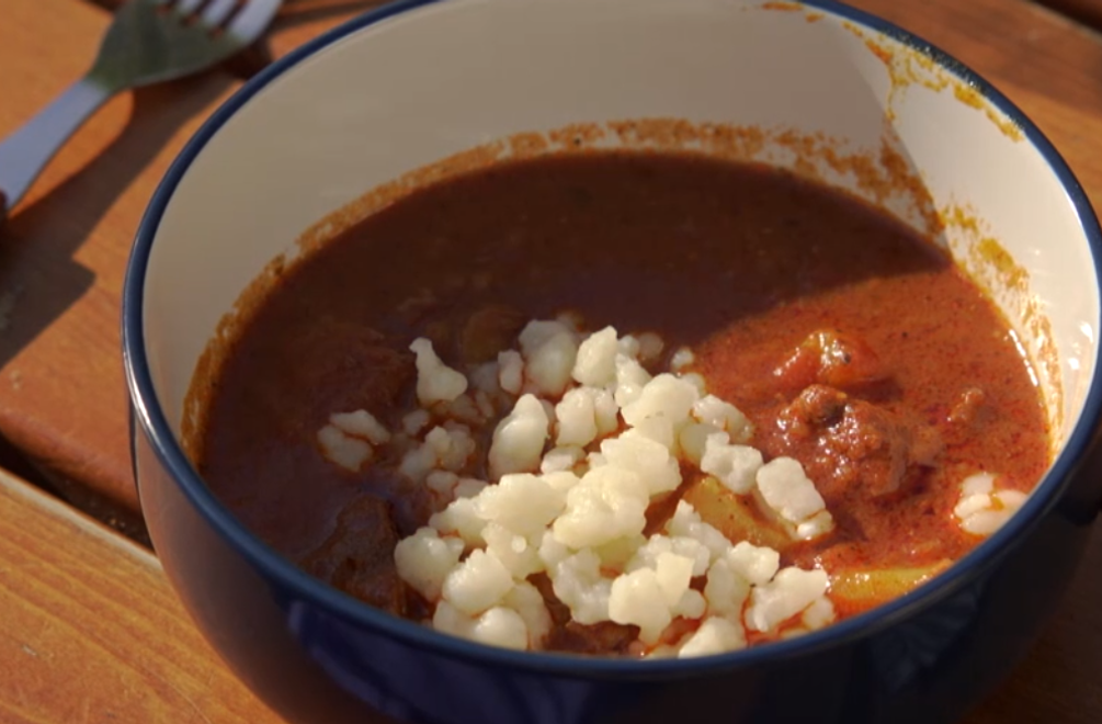 Polievka: Pastva pre oči dvanástich mesiačikov