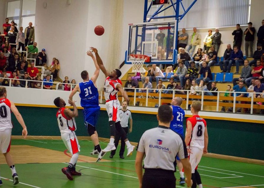 PP&TV Raj Žilina - VŠEMvs Karlovka Bratislava 79:81.jpg