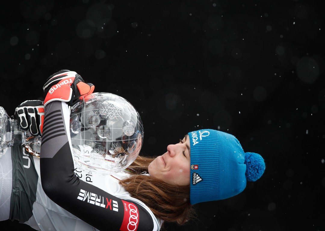 Petra Vlhová s Veľkým krištáľovým glóbusom