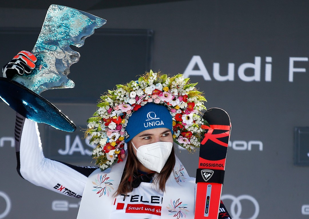 Slovakia_Alpine_Skiing_World_Cup_55835-6d82eb50c6174fbda1ea626b27c70e8f
