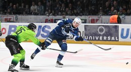 Žilina - Nitra 1:2pp, obhajca titulu v sérii opäť vedie