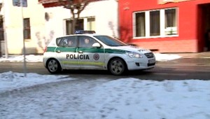 Surová bitka na ulici. Mladíka (21) dokopali do bezvedomia