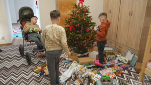 Darované Vianoce TV JOJ: Deti po smrti rodičov dostali nový domov vďaka pomoci darcov