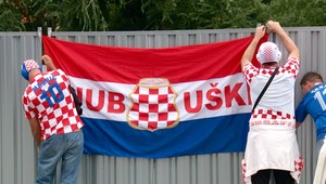 VIDEO: Zabudnite na nevraživosť, takto si atmosféru pred futbalom užívali Chorváti aj Slováci