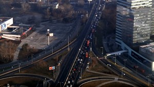Bratislava prežila prvé ráno dopravných obmedzení. Kolóny neboli dlhšie ako zvyčajne, tvrdí primátor