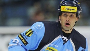 Lipiansky pokračuje v Slovane, rok si zahrá KHL