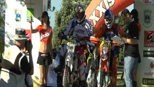 Prvý deň Šesťdňovej poznačený pádmi