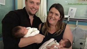 Z rozkošných dvojičiek sa netešia naplno: Svoje zlatíčka nemôžu ani poriadne objať