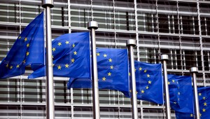 Európska komisia odmietla zrušiť bezvízový styk so Spojenými štátmi a Kanadou