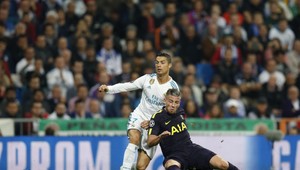 Liverpool rozstrielal Maribor, Real zachraňoval bod s Tottenhamom