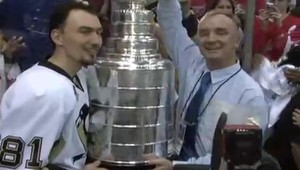 Šatan sa dohodol s Bostonom