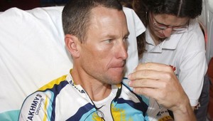 Armstrong rýpe do Frooma