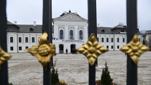 Exkluzívny prieskum AKO pre Na hrane: Poznajú Slováci právomoci prezidenta na SR?