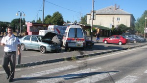 Nehoda v Rohožníku, vodič sanitky nafúkal 1,77 promile