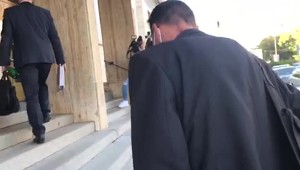 Bývalý generálny prokurátor Trnka počúval na súde vlastný hlas. Z nahrávky o kšeftovaní s Gorilou