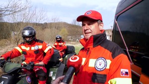 Rybári našli vo vode končatinu. Polícia ale stále pátra po zvyšku tela