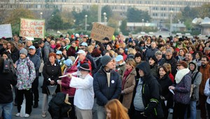 Učitelia vyhlásili štrajkovú pohotovosť. Chcú viac peňazí