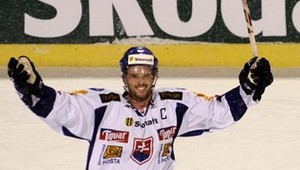 Prioritou Lintnera sever Európy. Pomáha aj Šatanovi