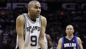 Dallas uspel v texaskom derby a vyradil San Antonio