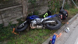 Tragédia na motorke: Mestský policajt počas cesty z nočnej služby prišiel o život