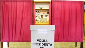 185 500 €. Suma, ktorú Slovensko dalo za obálky