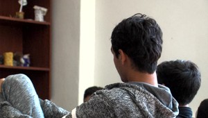 Takmer všetci migranti, ktorých zadržali v Štúrove, sú už v detskom domove