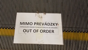 Nefunkčné eskalátory na staniciach komplikujú cestu do Tatier