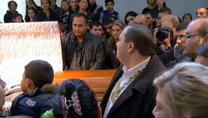 Emotívny pohreb starostu Luníka IX., lúčili sa desiatky ľudí