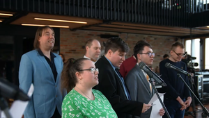 Marek (26) s autizmom búra mýty: Je redaktorom relácie TV JOJ "A sme tu"