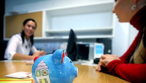 Doba rekordne nízkych úrokov končí. Na rad prichádza sporenie