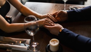 Poradňa džentlmena: Ako sa obliecť na Valentína