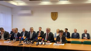 Štátna komisia schválila výsledky volieb: Samospráva účasťou prekvapila, VÚC mierne klesli