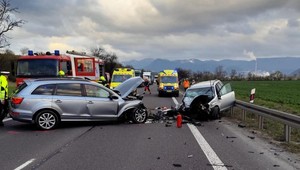 Čelná zrážka pri Ružomberku si vyžiadala život otca. V aute sedeli aj jeho traja synovia