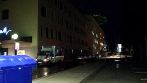 Na psychiatrii nahlásili bombu už po tretíkrát. Desiatky pacientov museli evakuovať