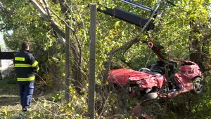 Z auta ostala len kopa šrotu. Zahynuli v ňom dvaja mladí ľudia
