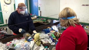 V plastovom odpade našli stovky vyhodených antigénových testov