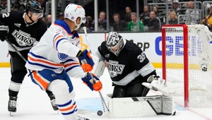 Švajčiarov by mohol posilniť aj Fiala, z klubu dostal zelenú