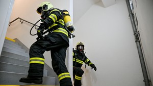 V zariadení pre seniorov vypukol požiar. O život prišlo desať ľudí