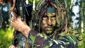 Legionári. Hrdinovia či odpadlíci?