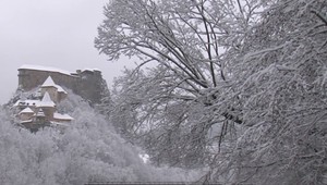 FOTO: Orava sa obliekla do vianočného šatu. Napadlo až 30 cm snehu