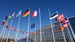 NATO sa nerozširuje násilne ani krajiny nenúti, aby boli jeho súčasťou, vysvetľuje Ondrejcsák