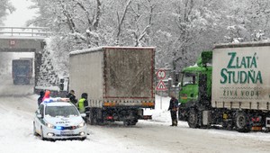 Kalamita sa presúva zo západného Slovenska na východ