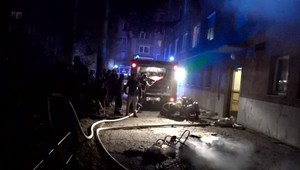 Plamene pripravili rodinu s malými deťmi o strechu nad hlavou