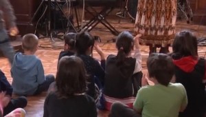 Do okresu Nitra zavítali Romano Džives a robili radosť v centre pre deti a rodiny