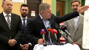 Štát podľa Fica nakupoval antigénové testy od trnavskej firmy v rozpore so zákonom