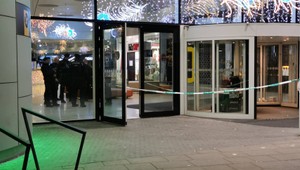 V nákupnom centre Bory nahlásili bombu, evakuovali asi 500 ľudí