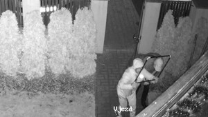 Nové triky zlodejov. Krádež luxusného auta zvládli za 2 minúty