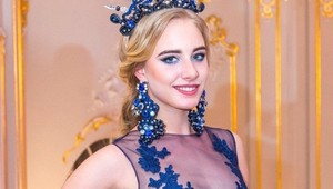 Kollárova dcéra opäť bodovala: Na Prešporskom bále bola neprehliadnuteľná