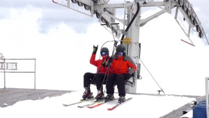 Kým v našich Tatrách si na zimnú lyžovačku budeme musieť počkať, v Rakúsku sa už rozbehla naplno