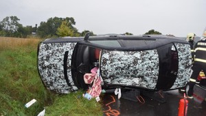 Mladá vodička dostala šmyk, nehodu neprežila. V aute s ňou sa viezlo trojmesačné bábätko